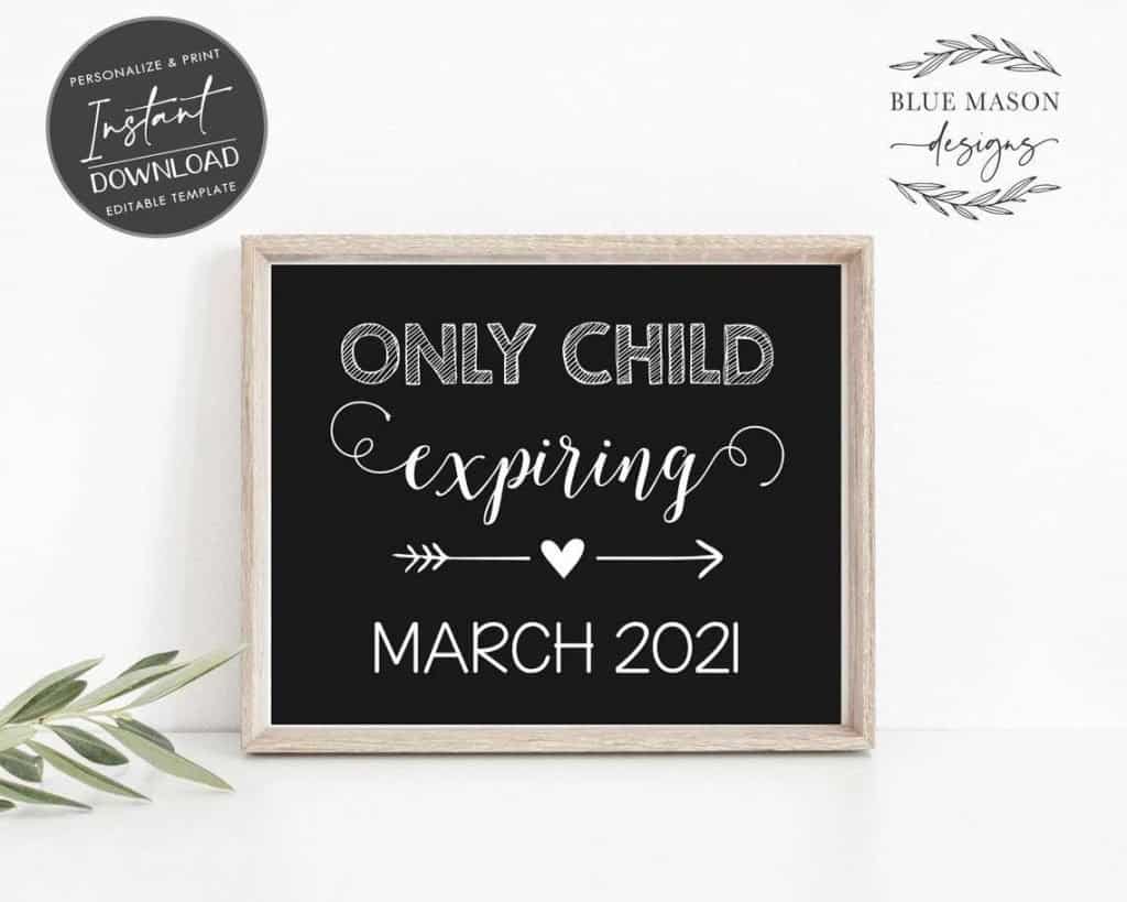 cute pregnancy announcement with chalkboard