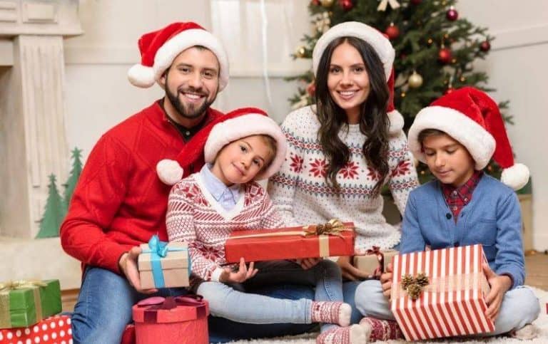 42 Magical Christmas Traditions to Start with your Family this Year